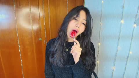 Jenner online show from December 2024 07:52:02 AM