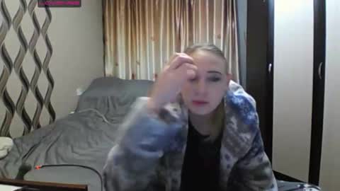 JenniDeep online show from March 2026 06:37:02 PM