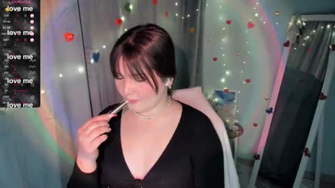 Snapshot of jennie_berry chatting on February 2025 08:31:02 PM Jennie online show from February 2025 08:31:02 PM