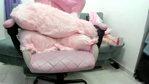 Snapshot of jennifer_bodyy0404 chatting on June 2026 02:24:02 AM jennifer_bodyy0404 online show from June 2026 02:24:02 AM