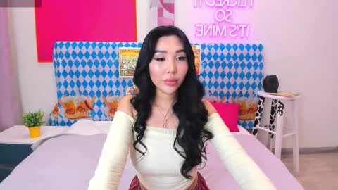 Jennifer online show from September 2025 07:46:02 AM