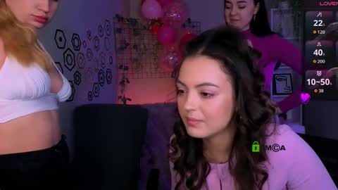 Snapshot of jennifer_sheil chatting on February 2026 08:42:02 PM jennifer_sheil online show from February 2026 08:42:02 PM