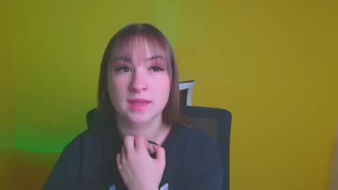 Jennifer online show from December 2024 09:35:02 AM