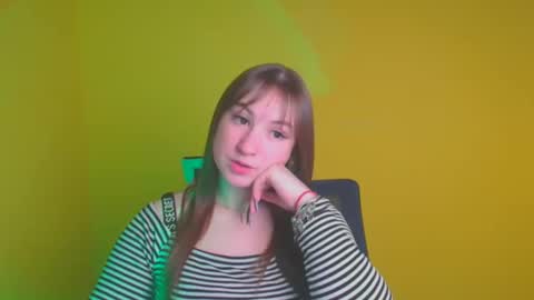 Jennifer online show from January 2025 10:29:02 AM