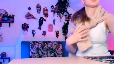 Snapshot of jennifergraces chatting on May 2026 06:15:02 PM Jennifer online show from May 2026 06:15:02 PM