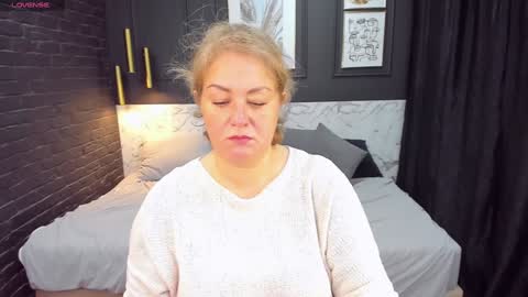 Jennifer online show from January 2025 01:08:01 PM