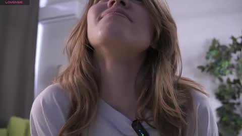 Sofia  online show from April 2026 07:36:01 AM