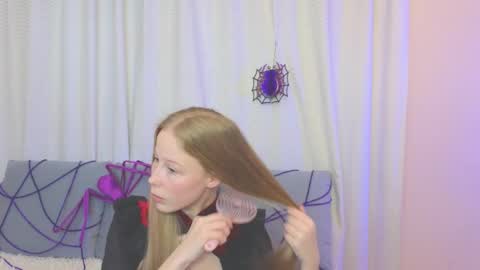 Snapshot of jenny_angelok chatting on October 2025 11:44:01 AM Next broadcast on December 05 subject to change online show from October 2025 11:44:01 AM