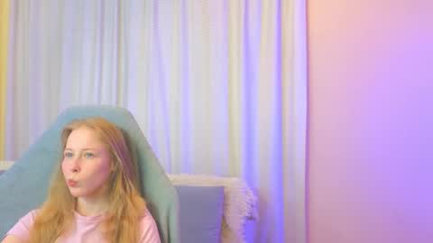 Snapshot of jenny_angelok chatting on November 2025 10:58:01 AM Next broadcast on December 05 subject to change online show from November 2025 10:58:01 AM