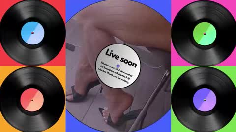 Jenny online show from October 2025 09:35:02 PM