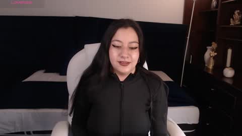 Snapshot of jenny_golden1 chatting on November 2025 02:45:02 PM Jenny online show from November 2025 02:45:02 PM