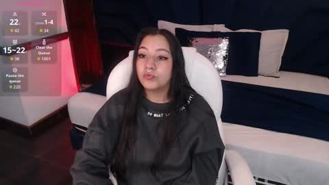 Snapshot of jenny_golden1 chatting on November 2025 12:39:02 PM Jenny online show from November 2025 12:39:02 PM