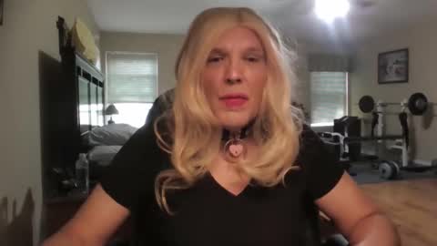 jenny gurl online show from April 2026 11:18:01 PM