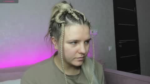 Snapshot of jenny_jimmy chatting on October 2025 09:21:01 AM Jenny online show from October 2025 09:21:01 AM