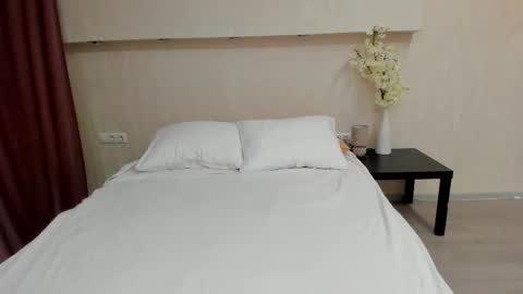 Snapshot of jenny_jimmy chatting on November 2025 01:15:01 AM Jenny online show from November 2025 01:15:01 AM