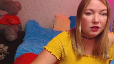 Snapshot of jenny_oliviawow chatting on September 2025 02:11:02 PM  All the most interesting in private.  my room for my smile  online show from September 2025 02:11:02 PM