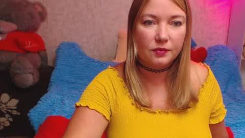 Snapshot of jenny_oliviawow chatting on October 2025 12:44:02 PM  All the most interesting in private.  my room for my smile  online show from October 2025 12:44:02 PM