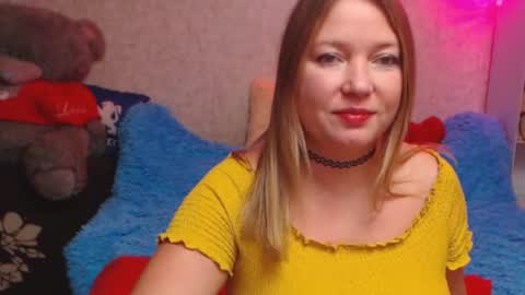 Snapshot of jenny_oliviawow chatting on November 2025 02:21:02 PM All the most interesting in private. my room for my smile online show from November 2025 02:21:02 PM