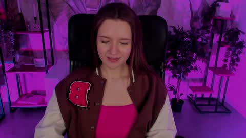 Snapshot of jennydens chatting on December 2024 06:23:01 AM Jenny NO Nude online show from December 2024 06:23:01 AM