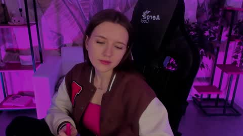 Snapshot of jennydens chatting on December 2024 03:03:02 AM Jenny NO Nude online show from December 2024 03:03:02 AM