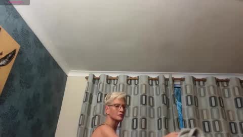 Snapshot of jennyhazel69 chatting on October 2025 04:53:02 PM JennyHazel online show from October 2025 04:53:02 PM