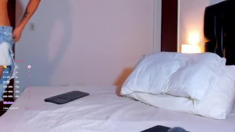 Snapshot of jeremmy_5_ chatting on January 2025 12:13:01 PM Jeremmy online show from January 2025 12:13:01 PM