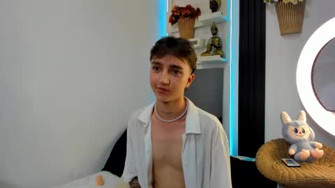 Snapshot of jeremy_salvatore_ chatting on November 2025 01:59:02 PM jero independent model online show from November 2025 01:59:02 PM