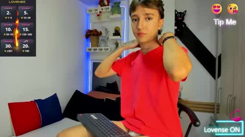 Snapshot of jeremy_salvatore_ chatting on December 2025 08:51:01 PM jero independent model online show from December 2025 08:51:01 PM