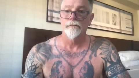 jerkoffking1904 online show from March 2026 04:32:01 PM