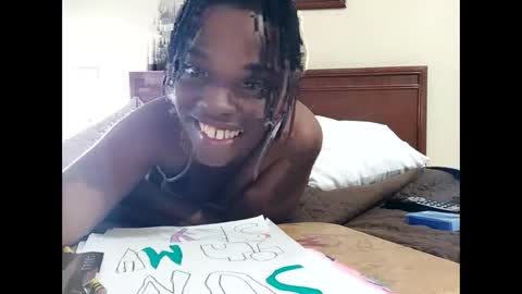 SkynStarlight online show from April 2026 09:05:01 PM