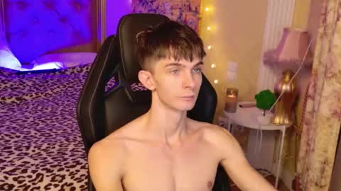 Snapshot of jerry_lucky chatting on December 2025 06:33:02 AM Jerry online show from December 2025 06:33:02 AM