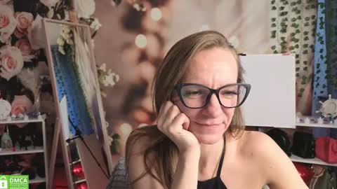 jesica_moon_peachyy online show from April 2026 02:15:02 AM