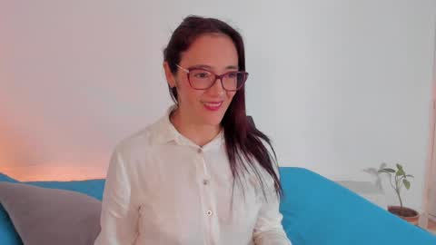 jessica herreraToday I will be your devil and you my victim online show from May 2026 09:43:01 PM
