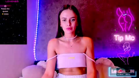 Snapshot of jess_kahawaty chatting on May 2026 10:33:01 AM Jess online show from May 2026 10:33:01 AM