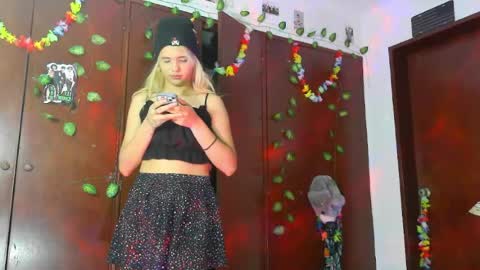 Jessica online show from April 2026 08:42:02 PM