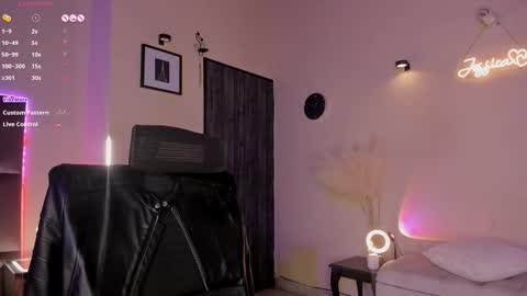 itsjesscollen online show from January 2026 07:24:02 AM