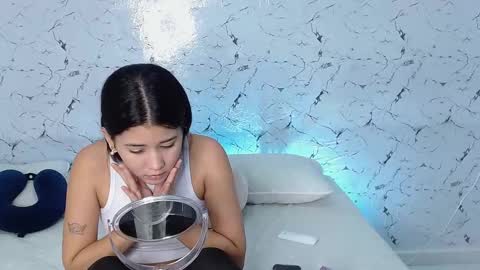 Snapshot of jessdant_luv chatting on October 2025 03:58:02 AM Hello we are Jesse and Dante. online show from October 2025 03:58:02 AM