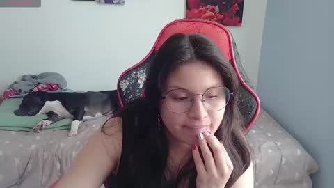 Jessica gomez online show from December 2025 09:31:02 PM