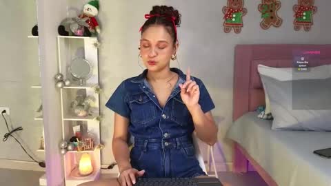 Jessica online show from December 2025 02:47:02 PM