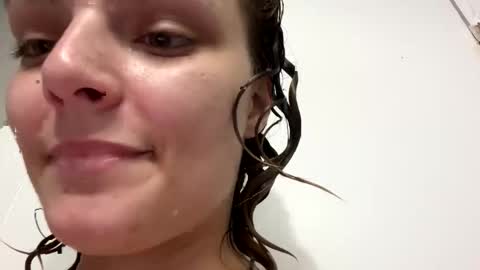 jessicaa6999 online show from April 2026 02:48:01 AM