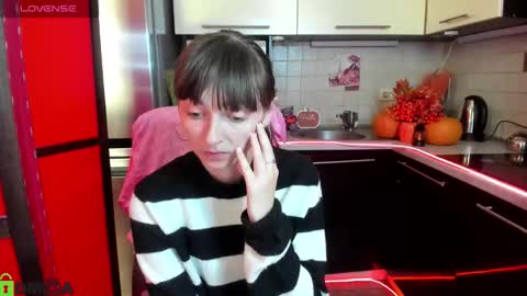 jessicaforris online show from October 2025 07:07:02 AM