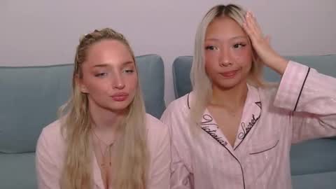 Jessica online show from November 2025 01:37:01 AM