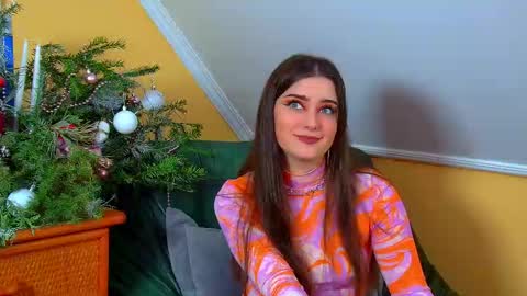 Snapshot of jessicajewells45 chatting on December 2025 07:29:02 PM Jessica online show from December 2025 07:29:02 PM