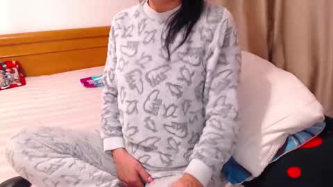 jessiestar3 online show from March 2026 12:59:01 AM