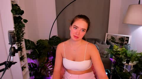 Jessi online show from January 2025 04:36:01 PM