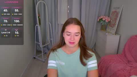 Jessi online show from November 2025 02:43:02 PM