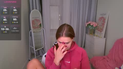 Jessi online show from November 2025 02:06:01 PM