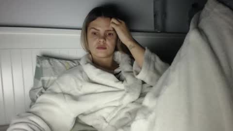 jessieryan online show from November 2025 04:45:02 AM