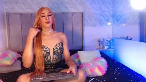 Snapshot of jessika_rabbits chatting on January 2025 01:09:02 PM JESS online show from January 2025 01:09:02 PM