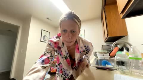 jessimayi online show from September 2025 01:49:01 PM